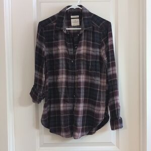 Women's American Eagle Boyfriend Fit Button Up (m)